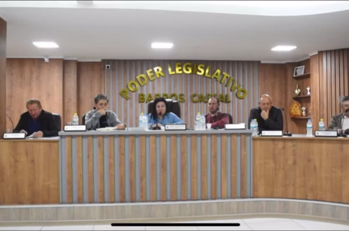 Câmara realiza sessão extraordinária e aprova projetos de adequação orçamentária